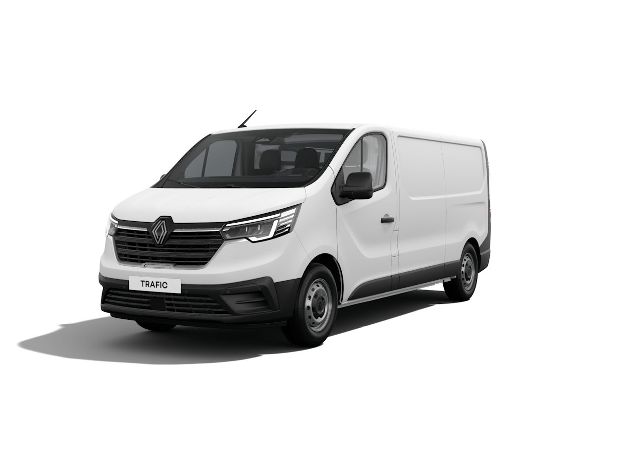Ein weisser Renault Trafic Van, frontal dargestellt, mit modernem Design und fünf Rädern auf weissem Hintergrund.