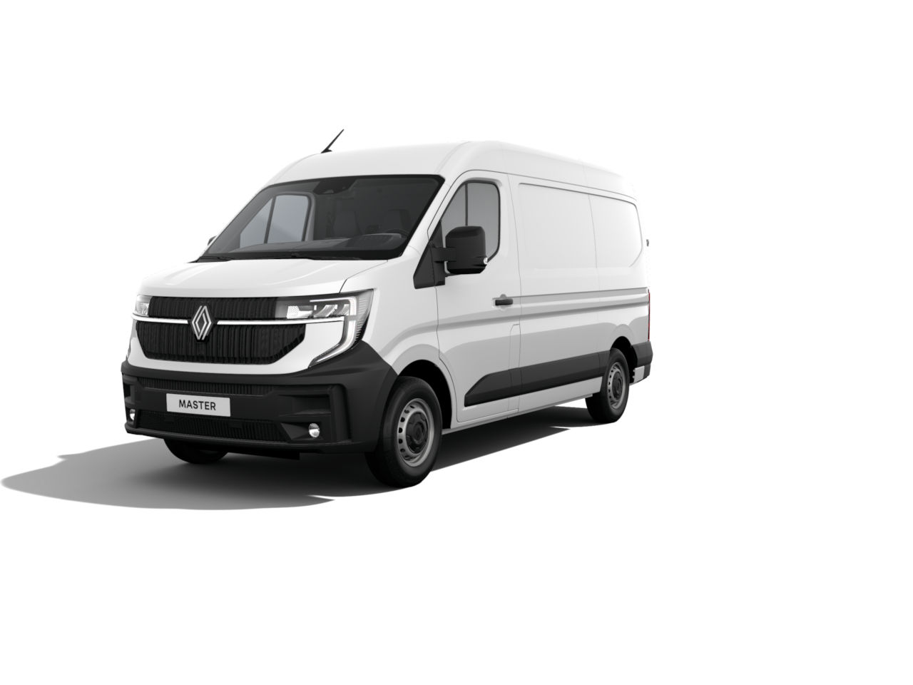 Weißer Renault Master Transporter, der von vorne links zeigt, auf weißem Hintergrund.