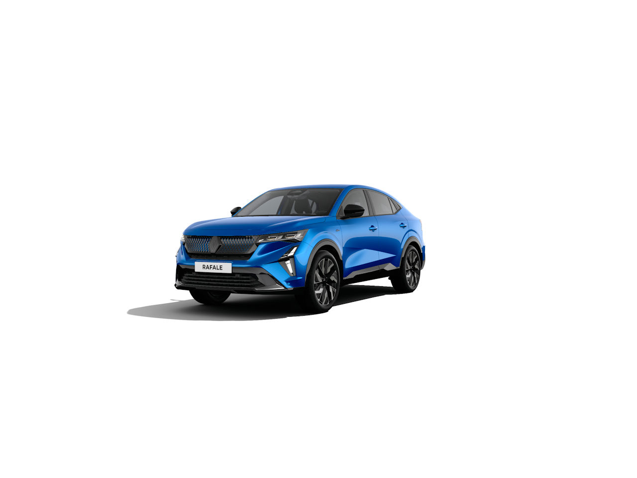 Blauer SUV namens Rafale, frontal sichtbar, mit sportlichem Design und schwarzen Felgen auf weißem Hintergrund.