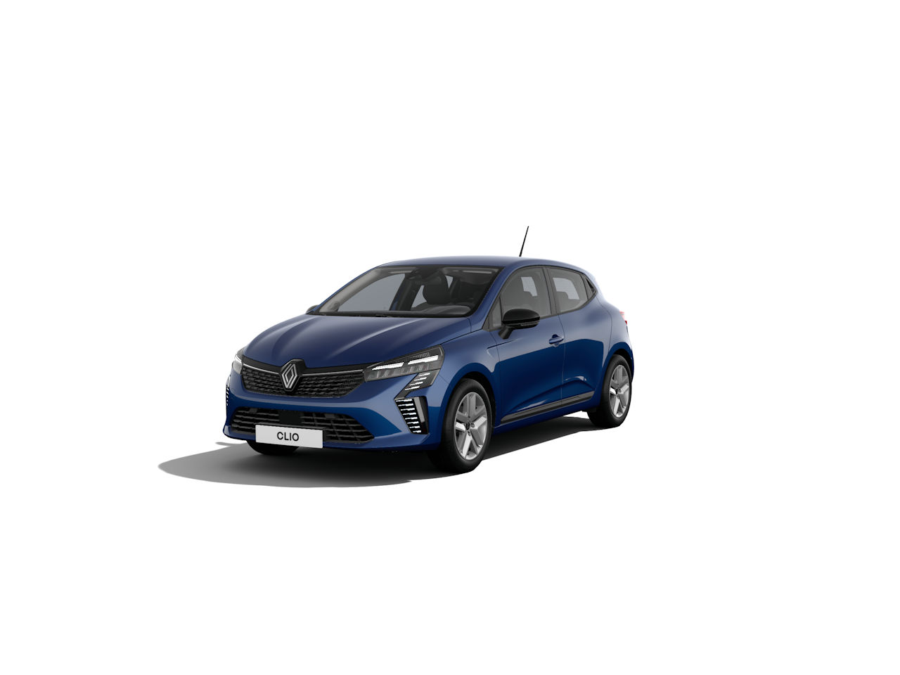 Renault Clio in blauer Farbe, moderne Form, vor weißem Hintergrund, sportliche Designmerkmale.