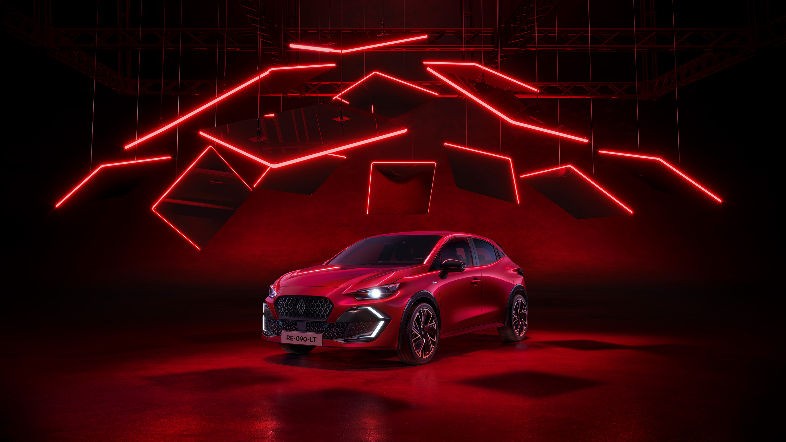 Ein sportlicher roter SUV steht vor einer futuristischen roten Neonbeleuchtung in einem dunklen Raum.