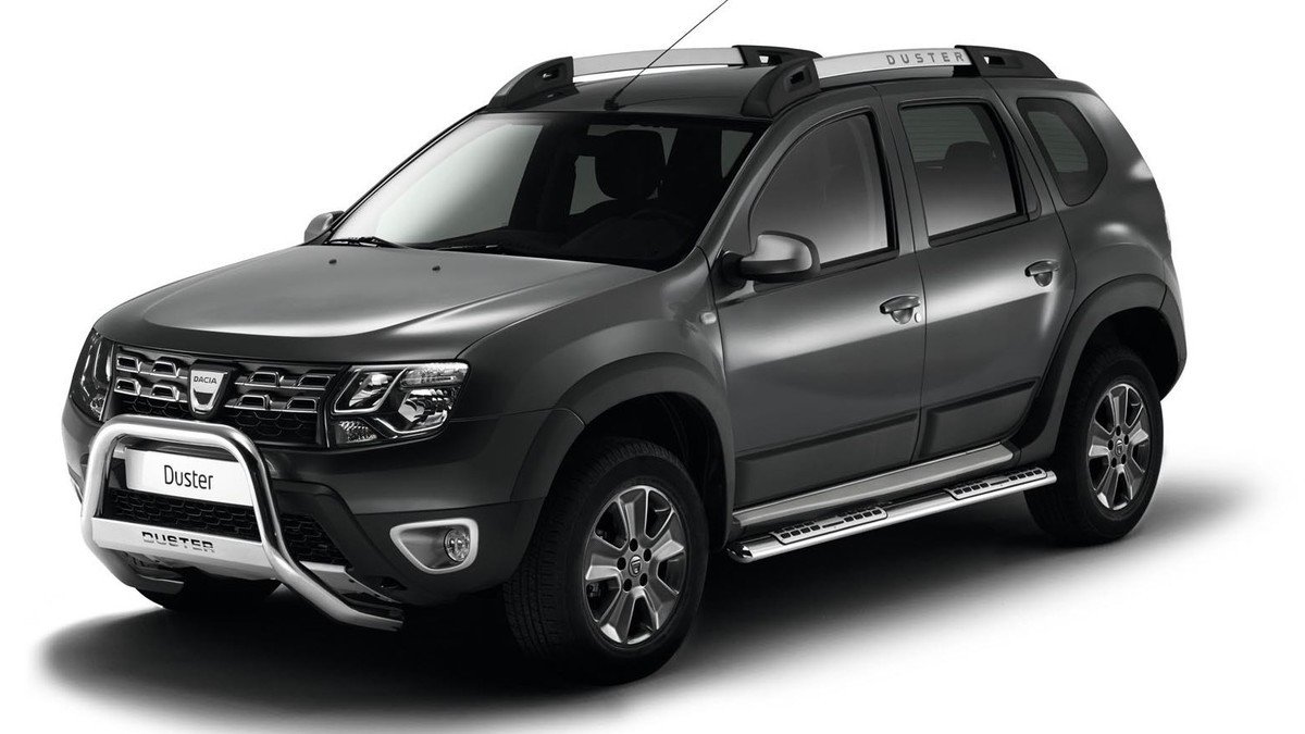 Dacia Duster, ein robuster SUV in Schwarz mit markantem Design und Silber(ausleger). Ideal für Abenteuerfahrten.