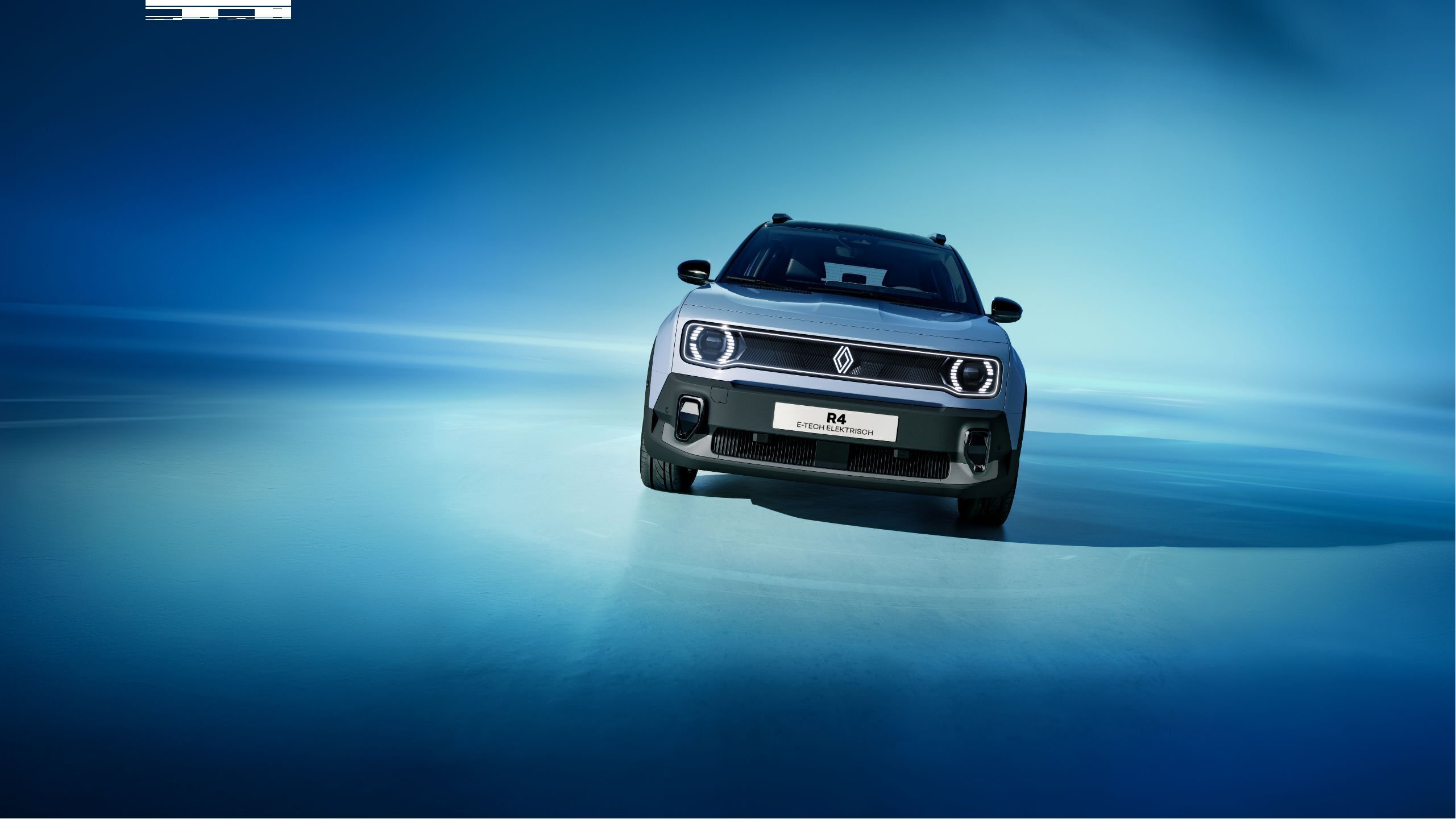 Frontansicht eines Renault Autos auf blauem Hintergrund, modernen Design und klaren Linien.